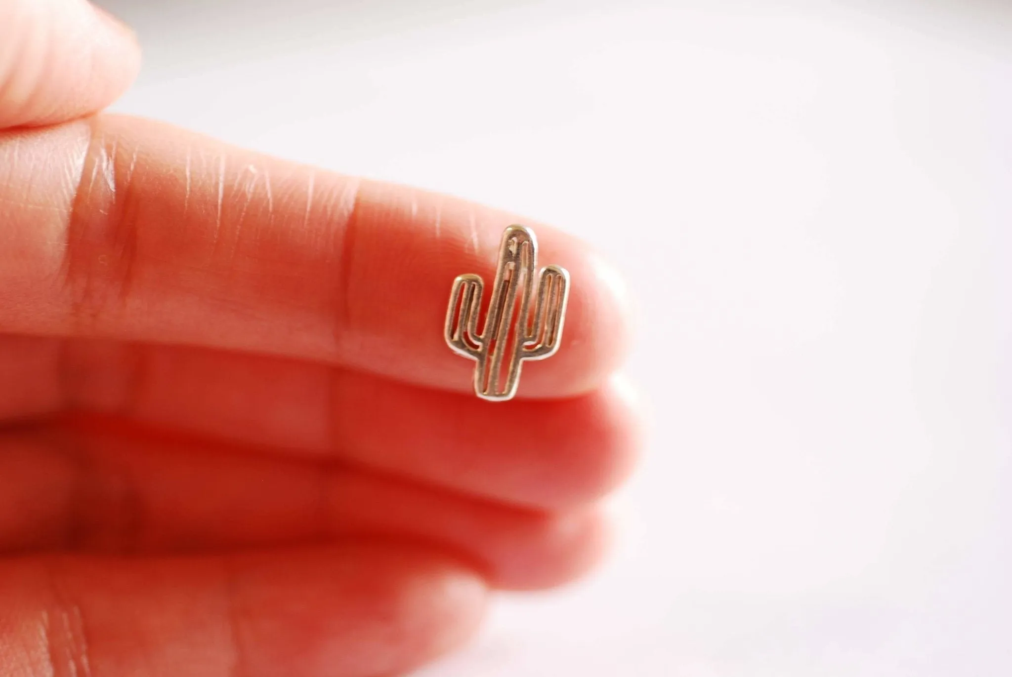 Matte Gold Wholesale Cactus Charm- Vermeil Gold Cactus Charm, Gold Cactus Charm, Gold Cacti Charm, Desert Plant Cactus, Gold Succulent Charm, 132