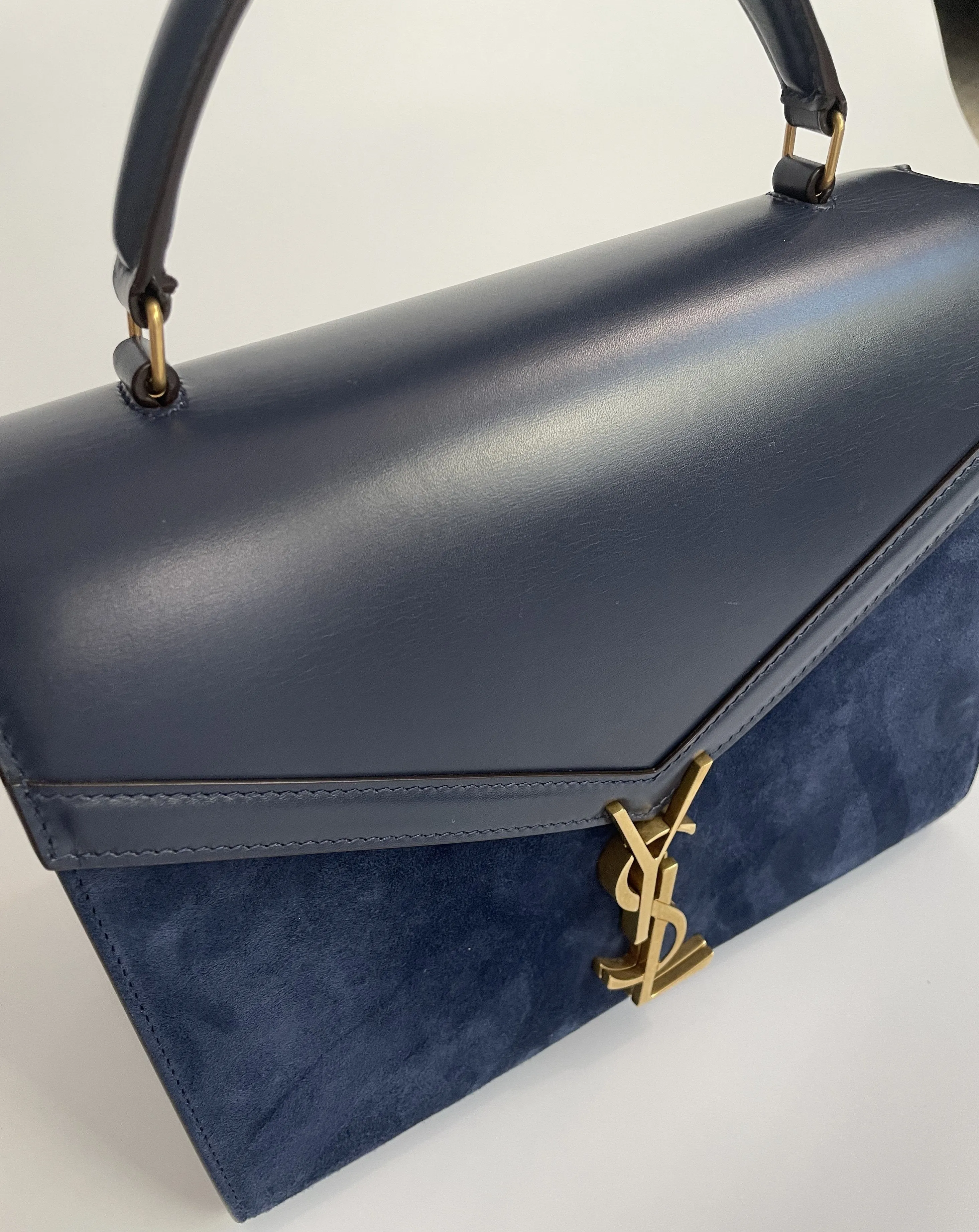 YSL | CASSANDRA TOP HANDLE MED. | NAVY